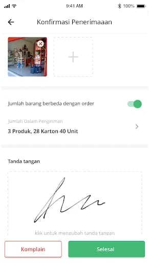 Proof of delivery with photo and recipient signature in the app